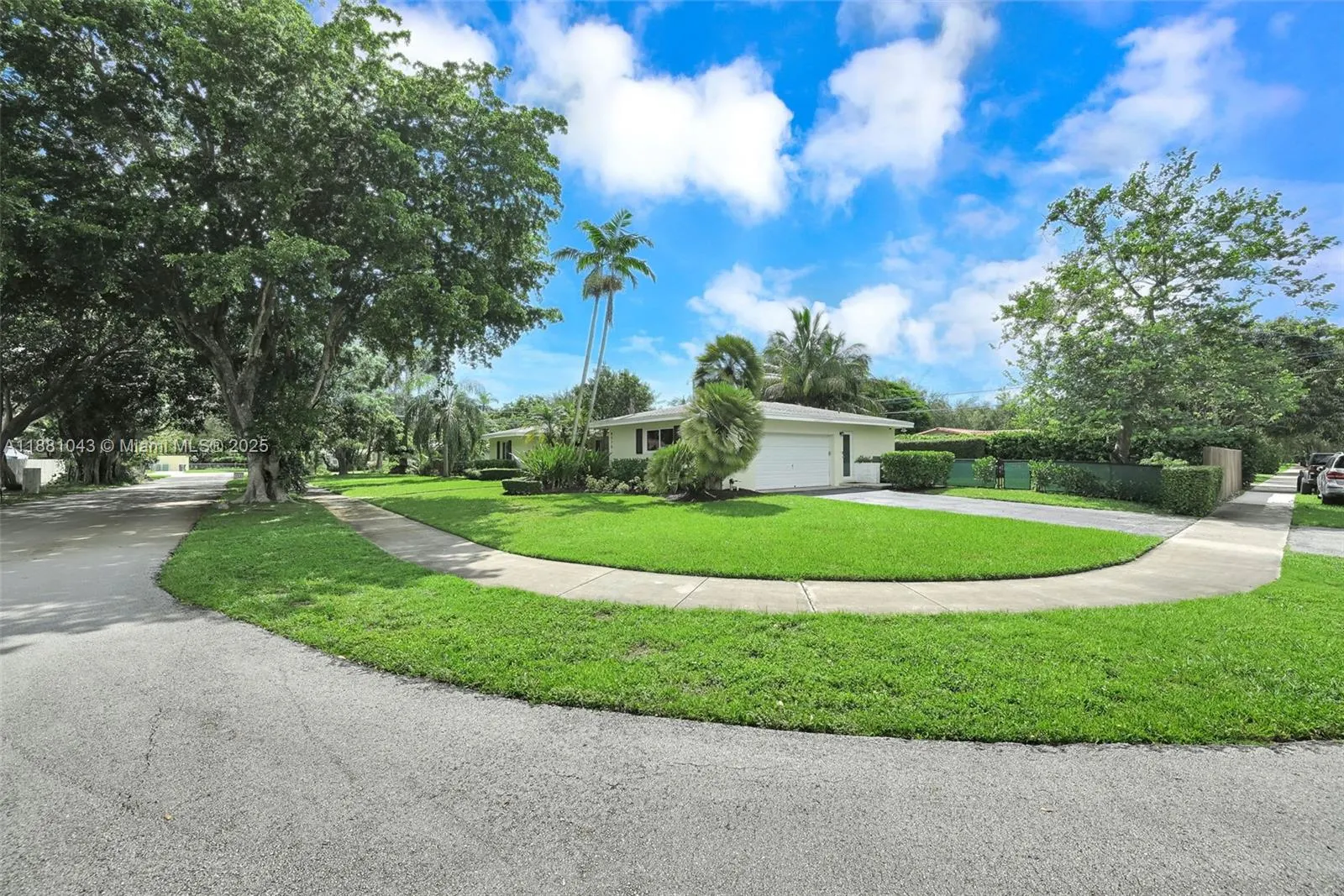 8570 SW 155th Ter