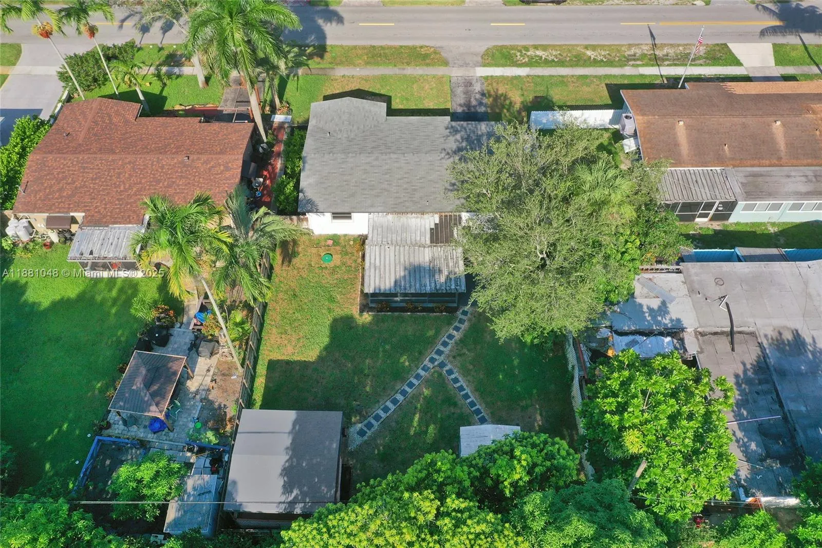 2015 N 58th Ave