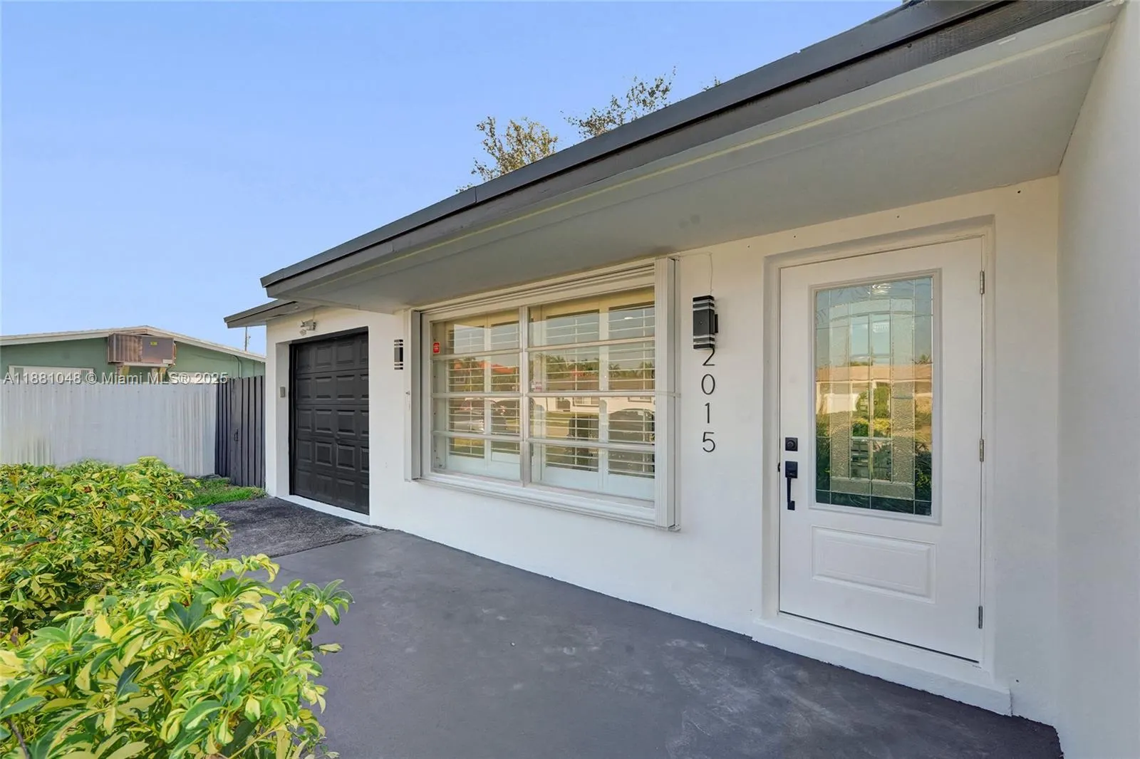 2015 N 58th Ave