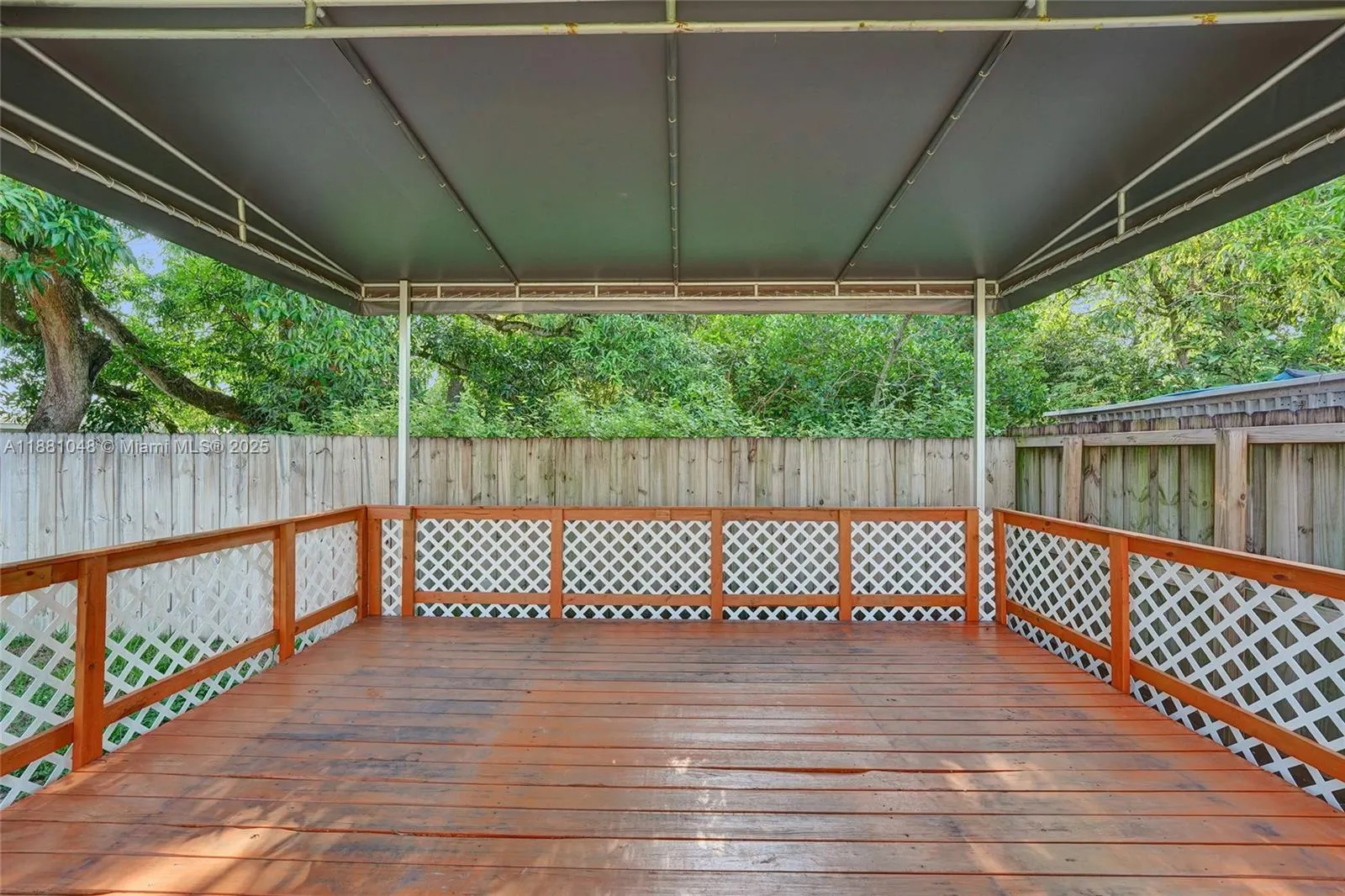 2015 N 58th Ave