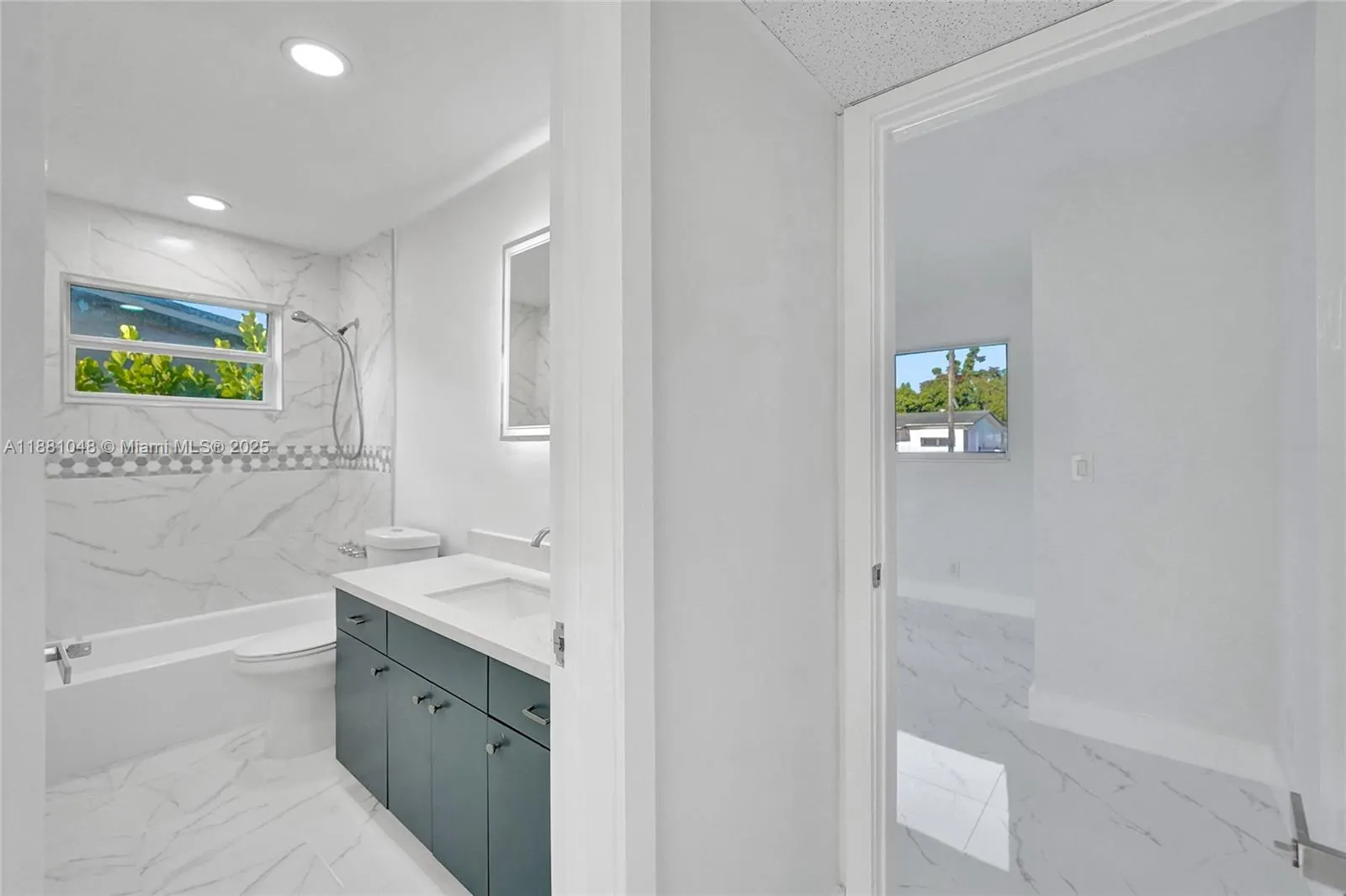 2015 N 58th Ave