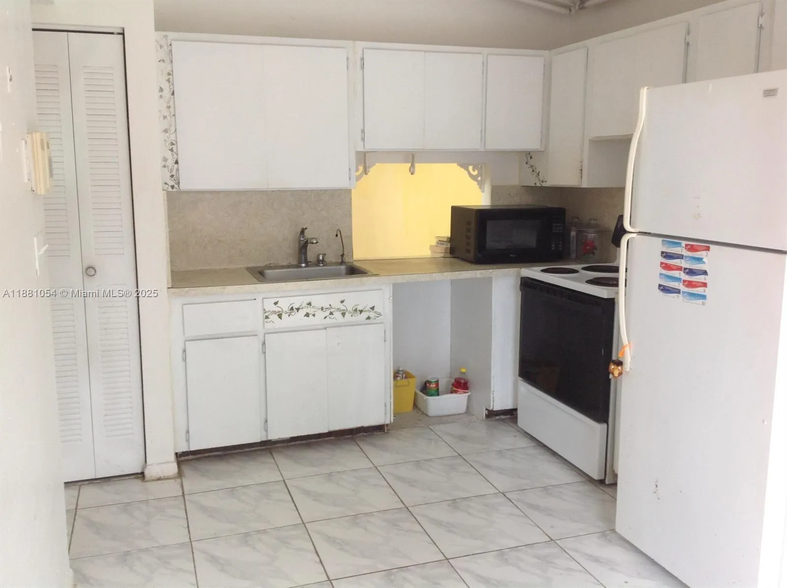 5702 Swordfish Cir