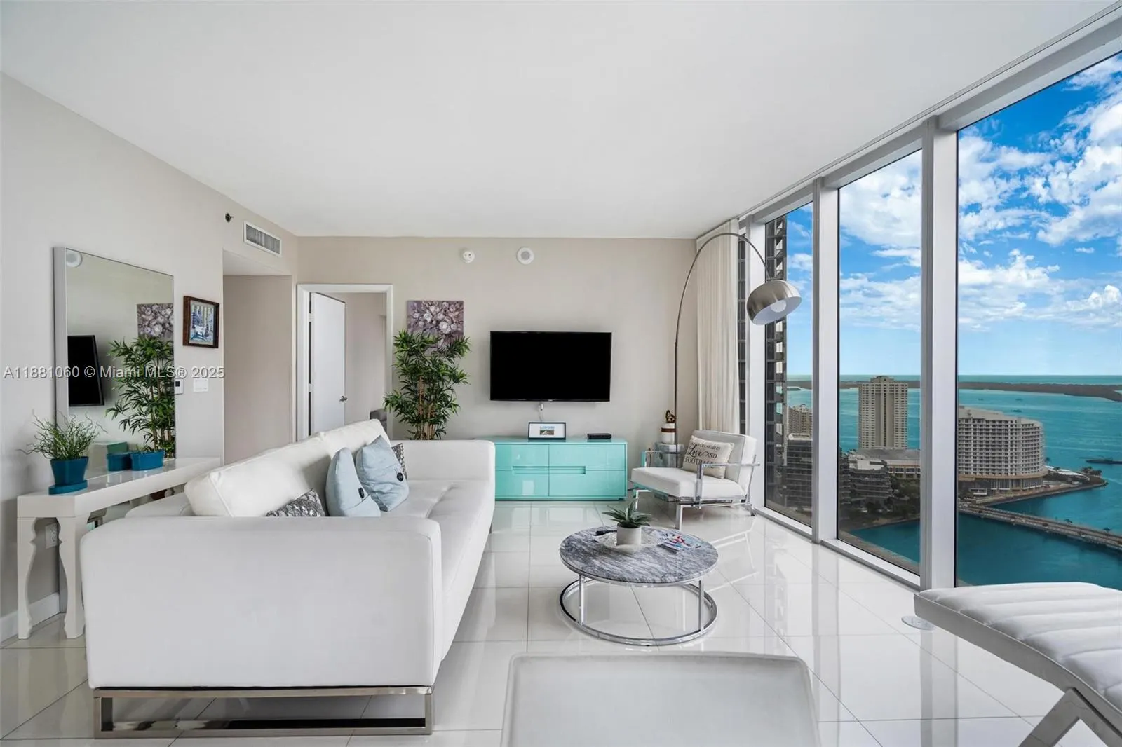 485 Brickell Ave, #3308