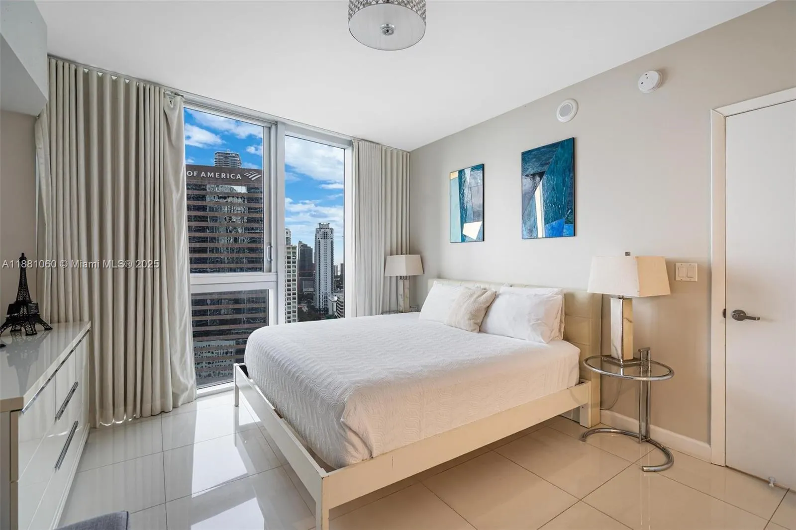 485 Brickell Ave, #3308