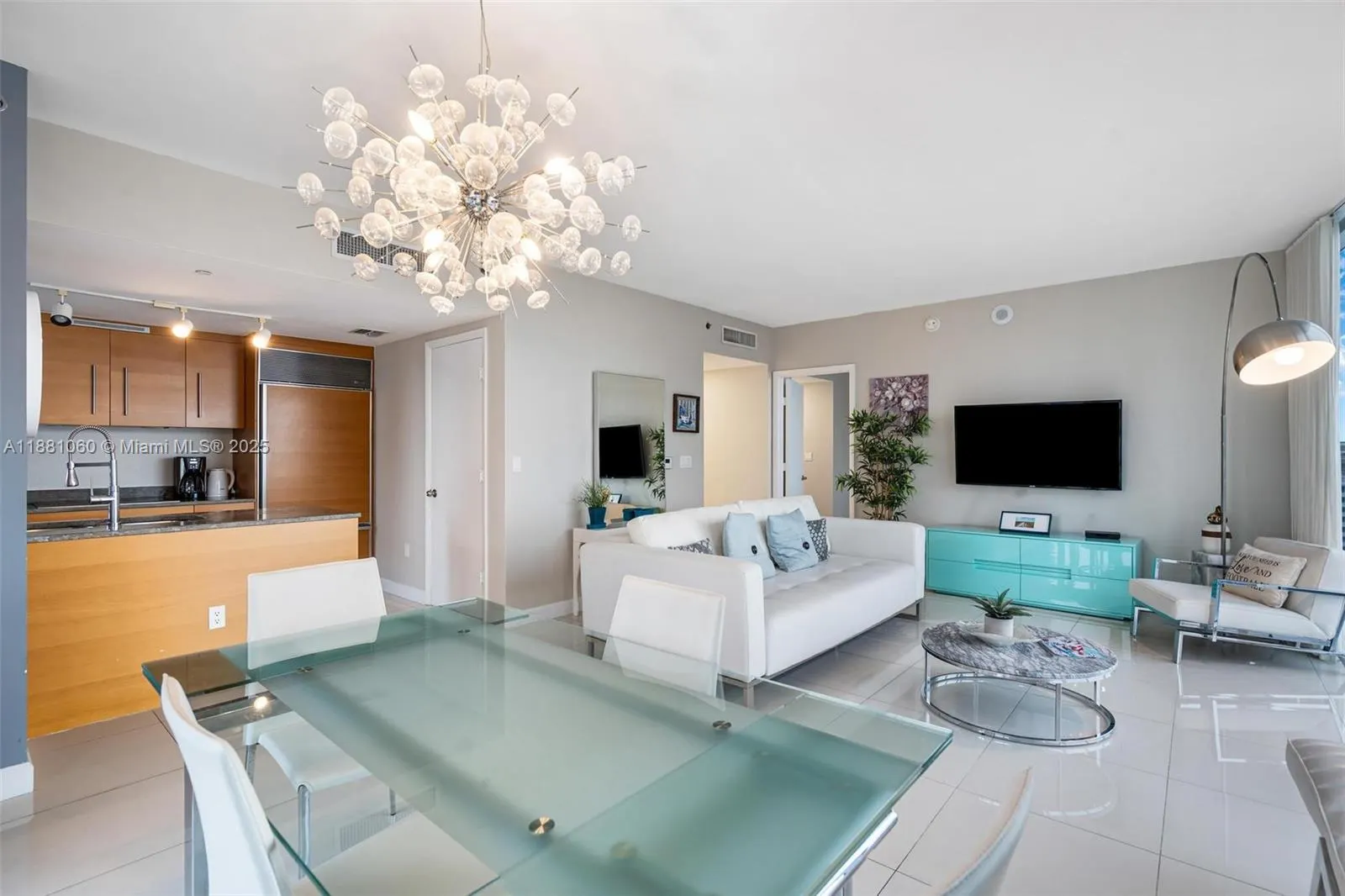 485 Brickell Ave, #3308