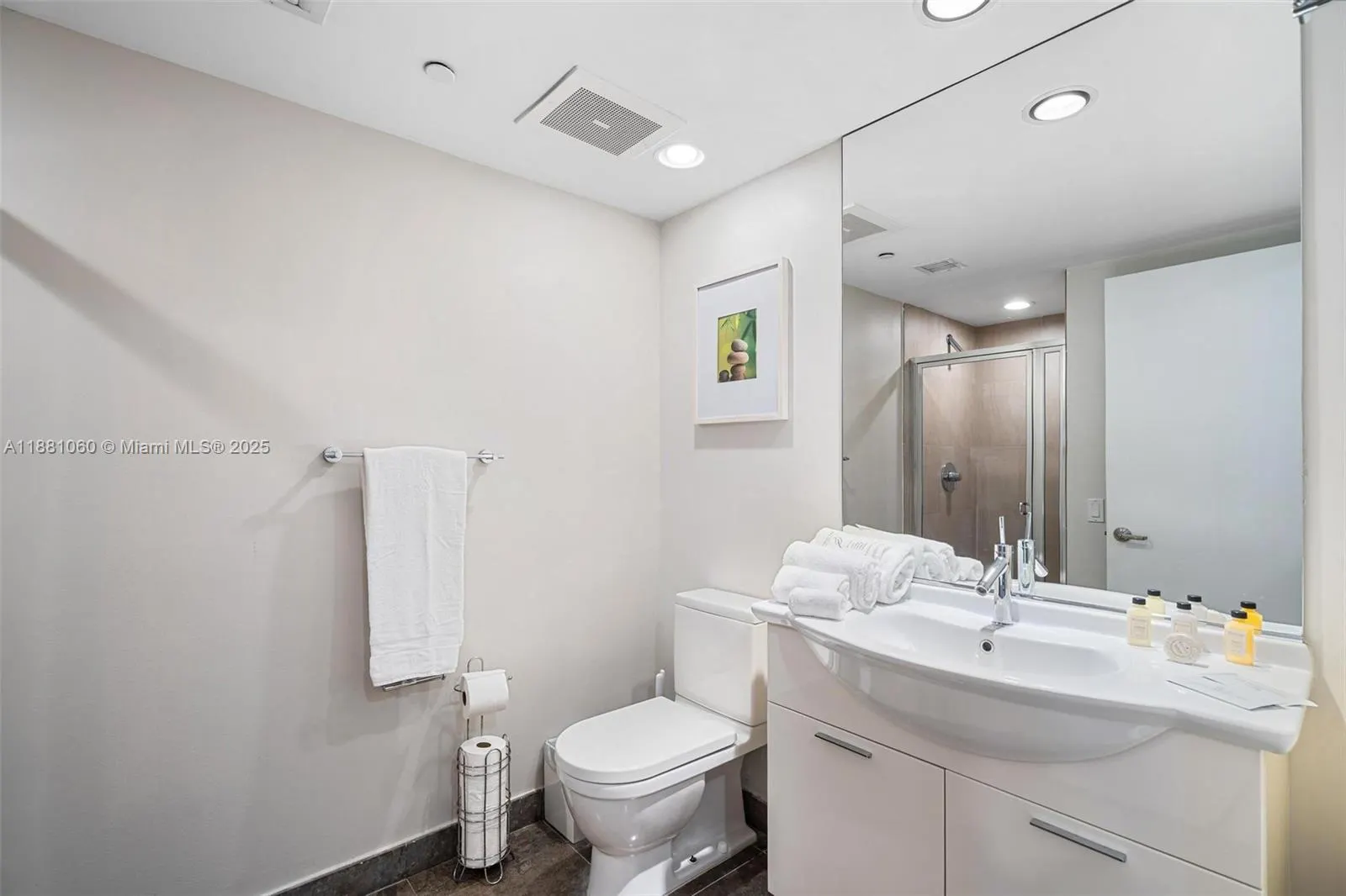 485 Brickell Ave, #3308