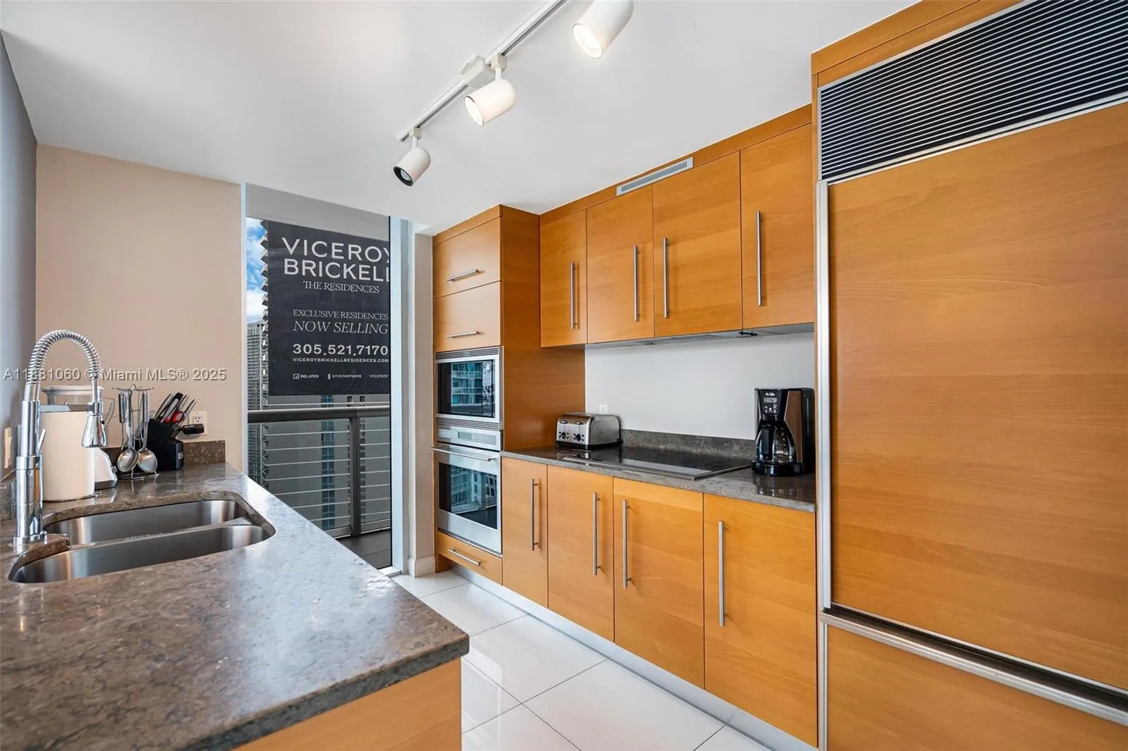 485 Brickell Ave, #3308