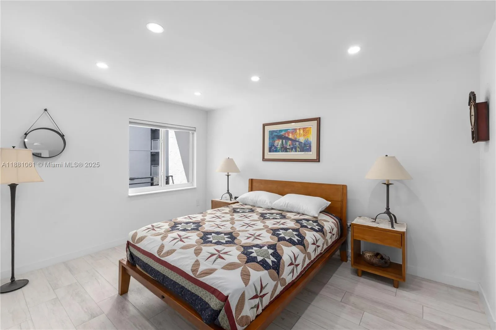 1033 Lenox Ave, #205