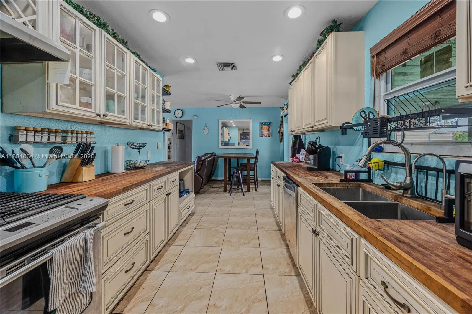 4450 SW 24th St