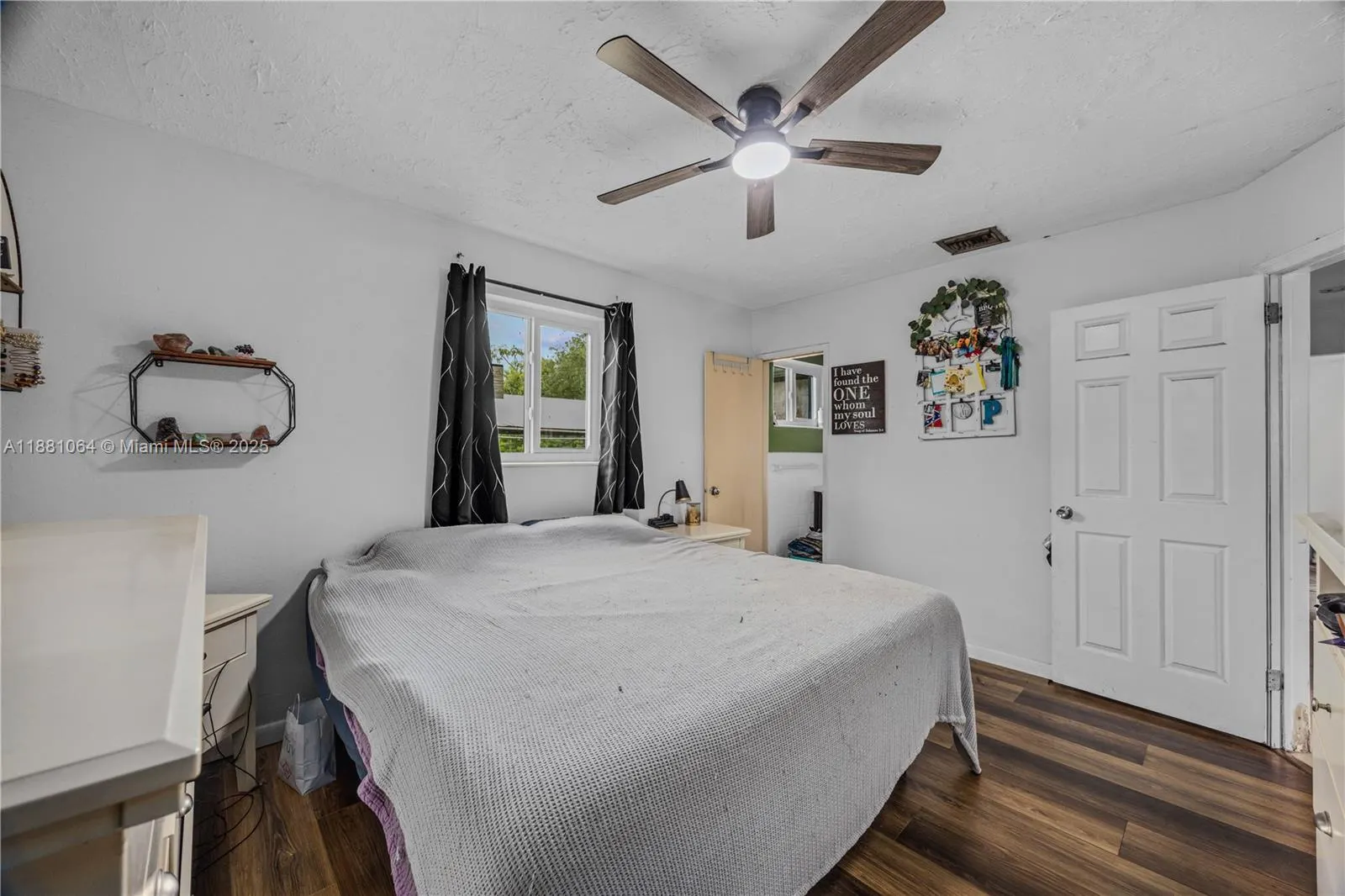 4450 SW 24th St