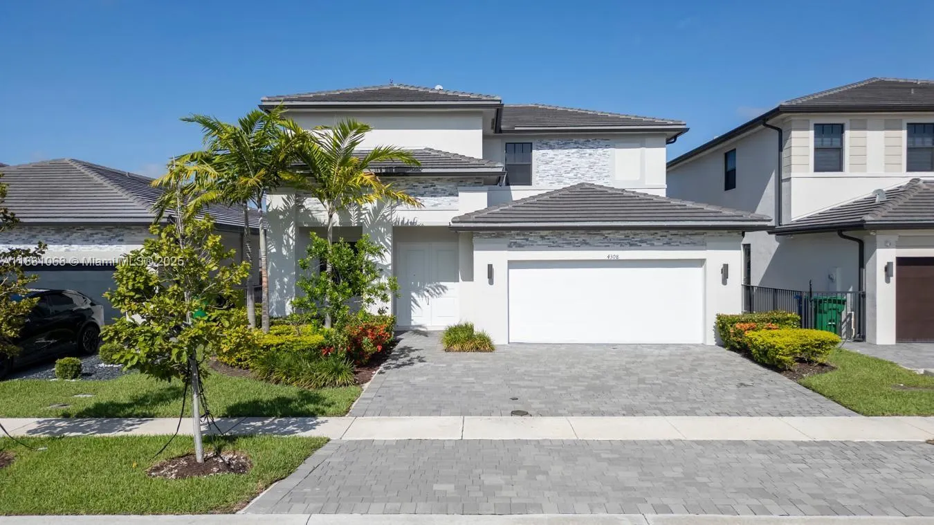 4308 SW 173rd Ave