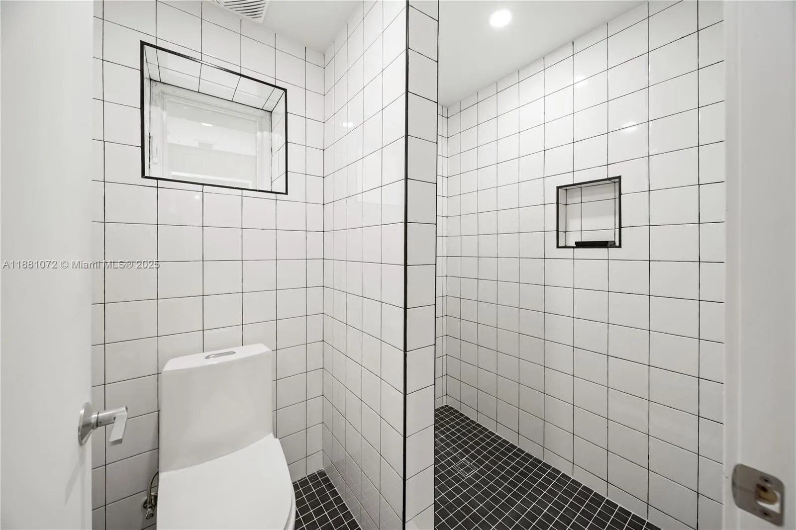 3437 NW 9th Ct, #3437