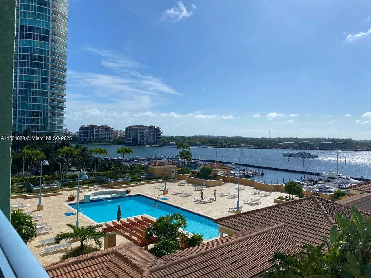 90 Alton Rd, #908