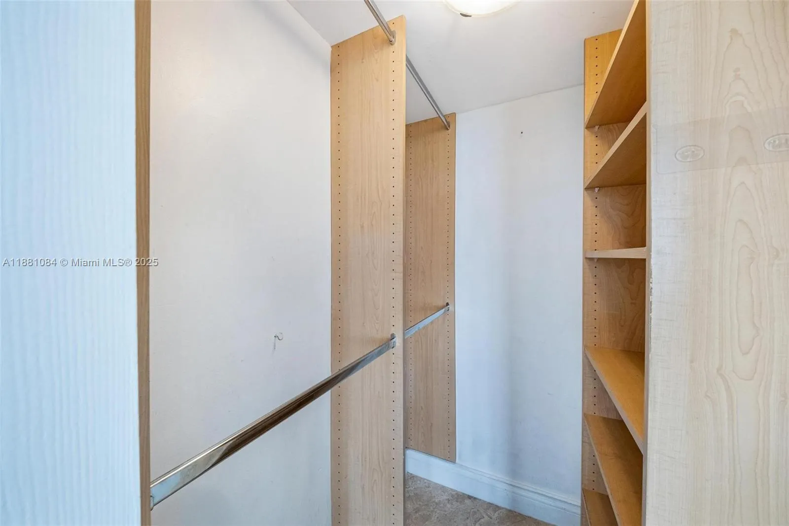 4000 Towerside Ter, #1209