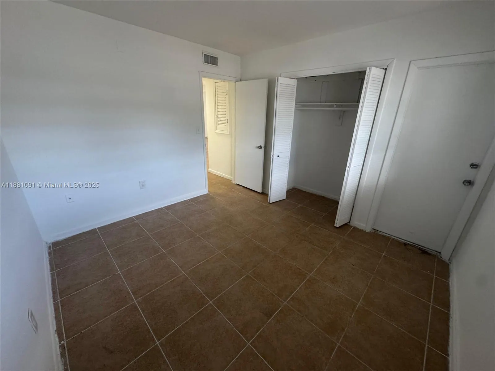 1407 NW 103rd St, #306