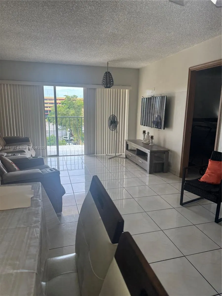 1975 W 44th Pl, #505