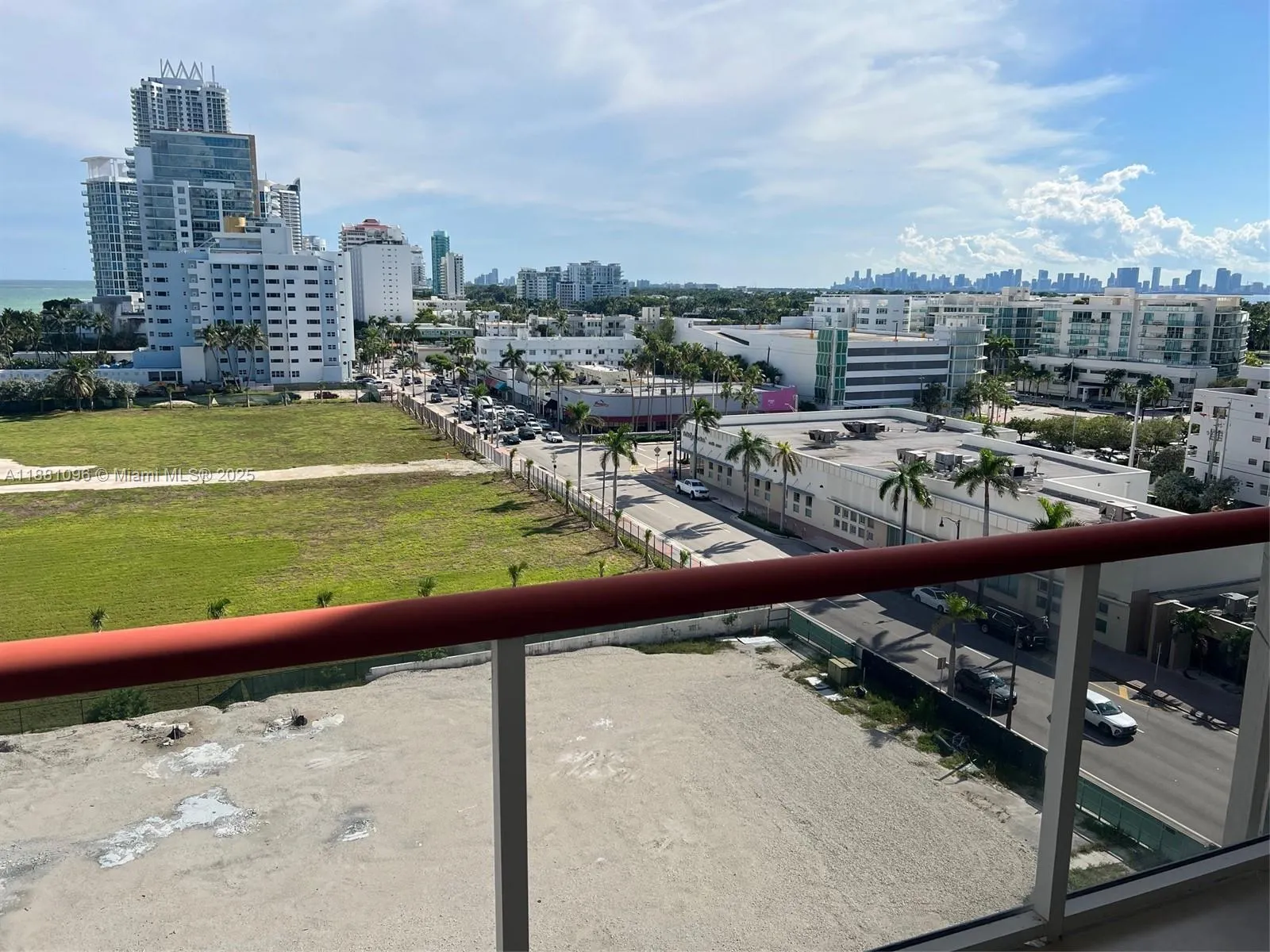 6767 Collins Ave, #904