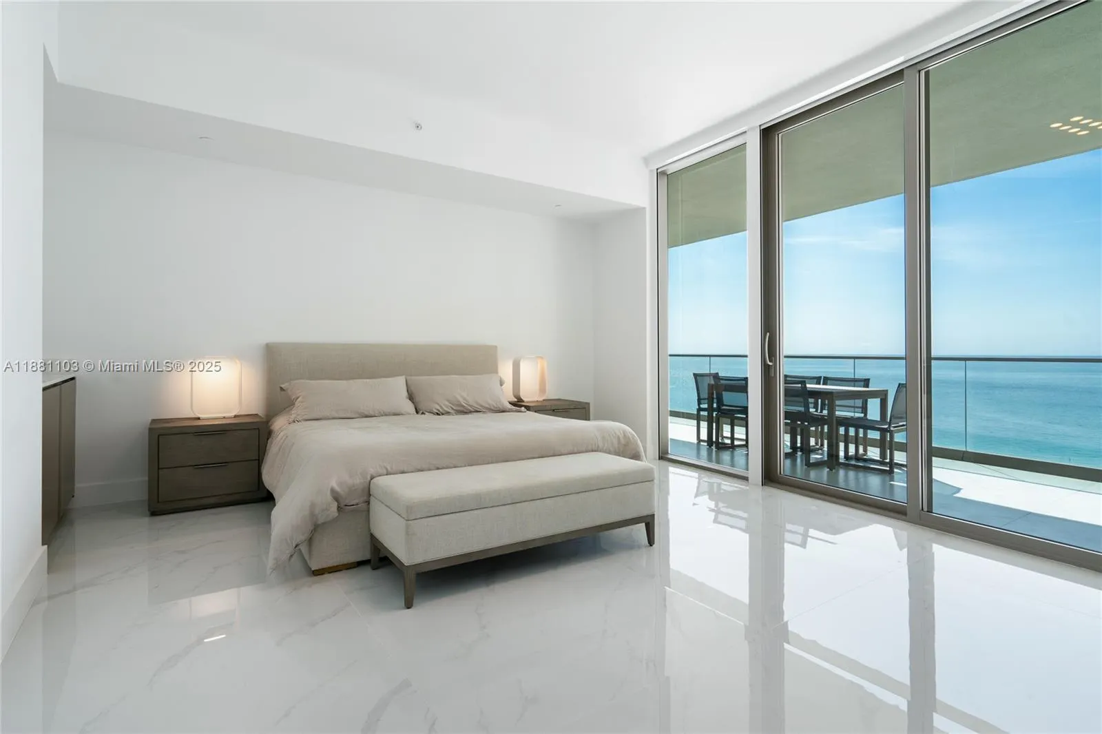 18975 Collins Ave, #1104
