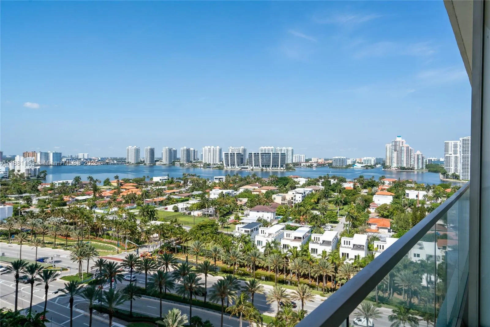 18975 Collins Ave, #1104