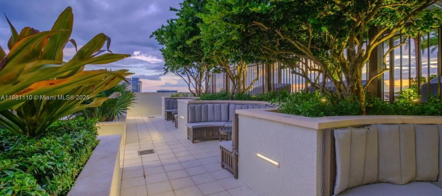 591 Evernia  Sreet, #B2