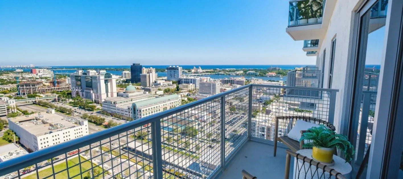 591 Evernia  Sreet, #B2