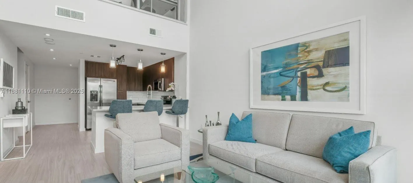 591 Evernia  Sreet, #B2
