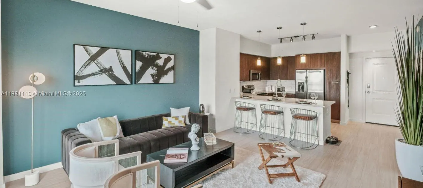 591 Evernia  Sreet, #B2