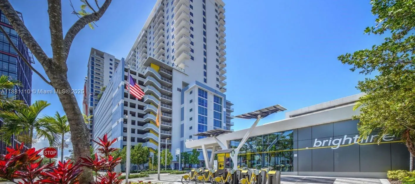 591 Evernia  Sreet, #B2