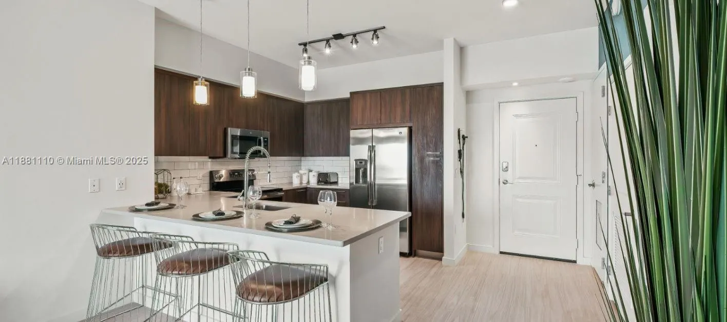 591 Evernia  Sreet, #B2