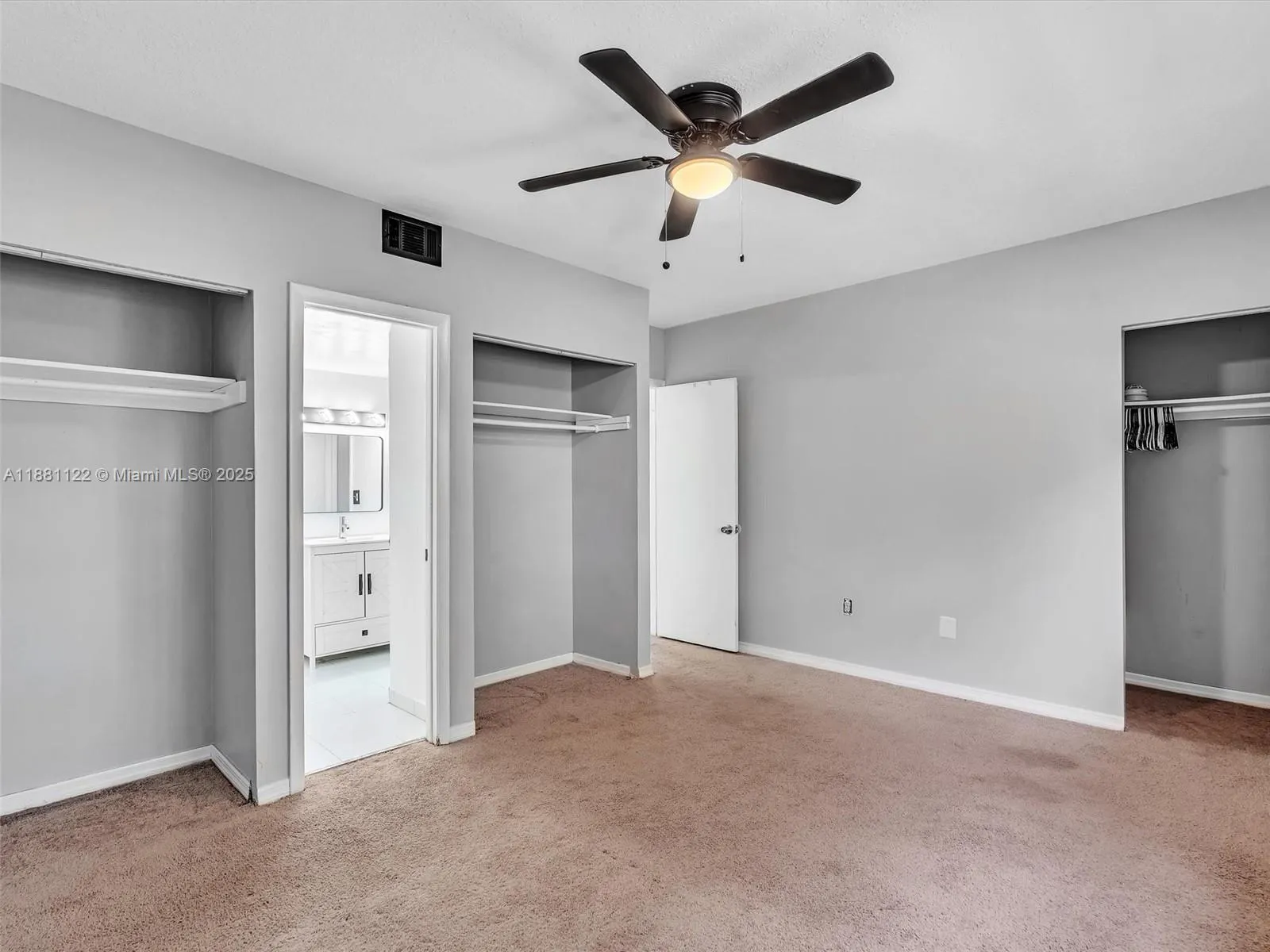 3911 SW 52nd Ave, #4-1