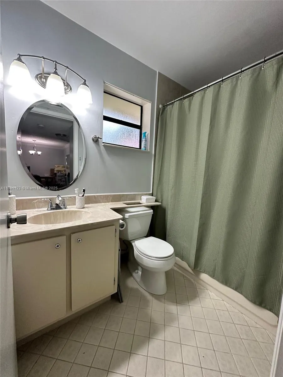 2527 NW 49th Ter, #723
