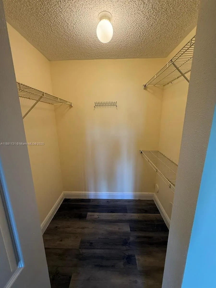 7650 Westwood Dr, #509