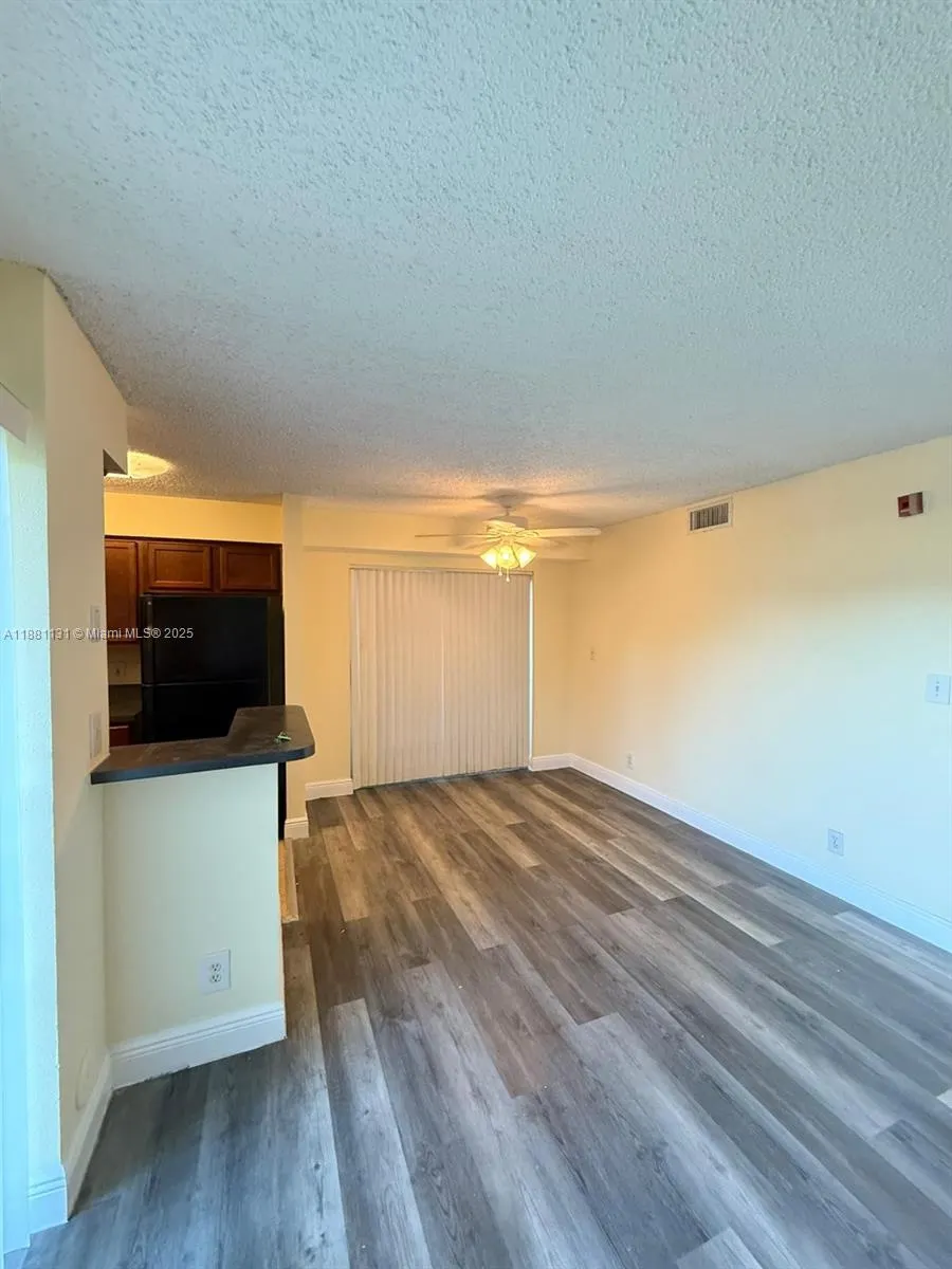 7650 Westwood Dr, #509