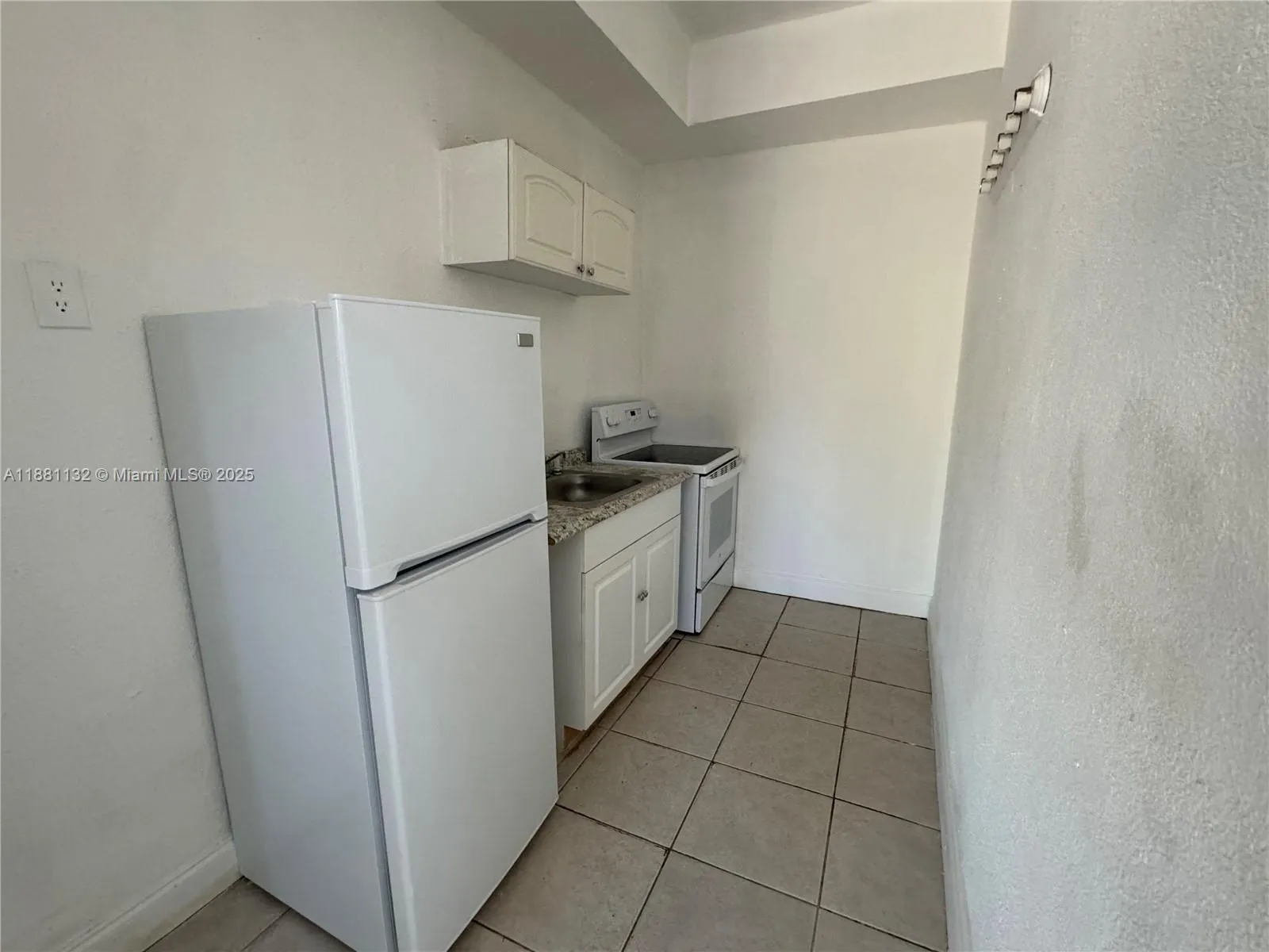 612 NW 2nd Ave, #2