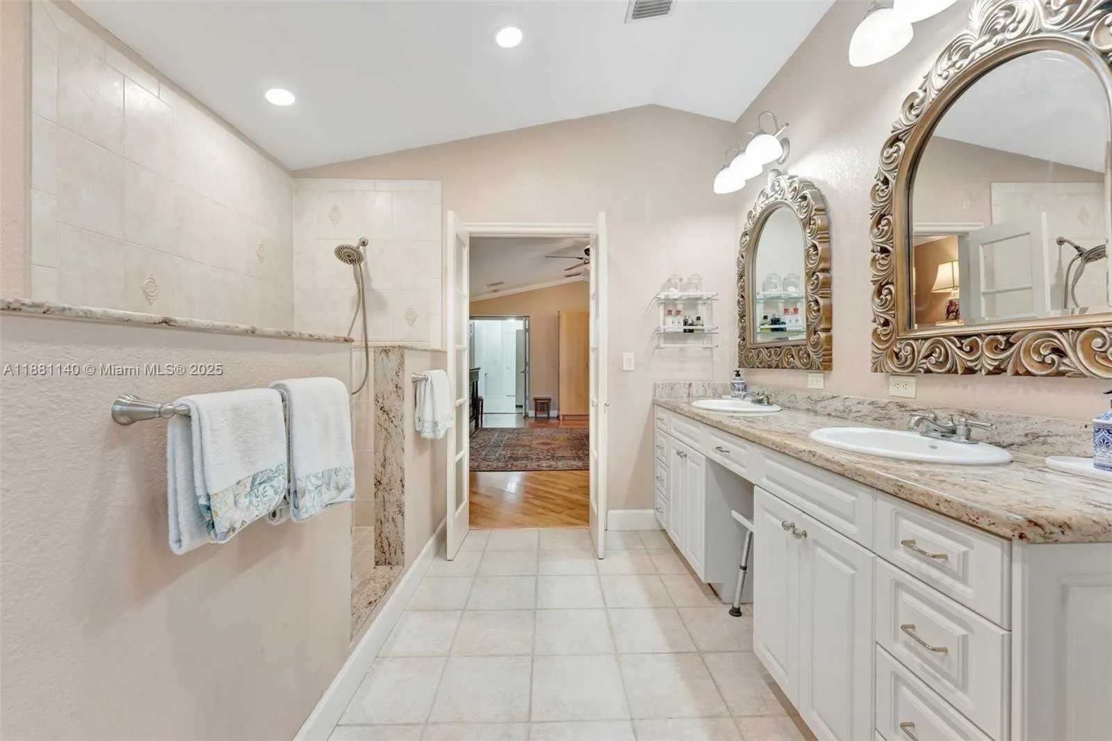5655 NW 86th Ave