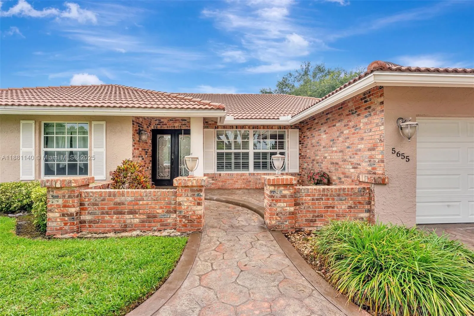 5655 NW 86th Ave