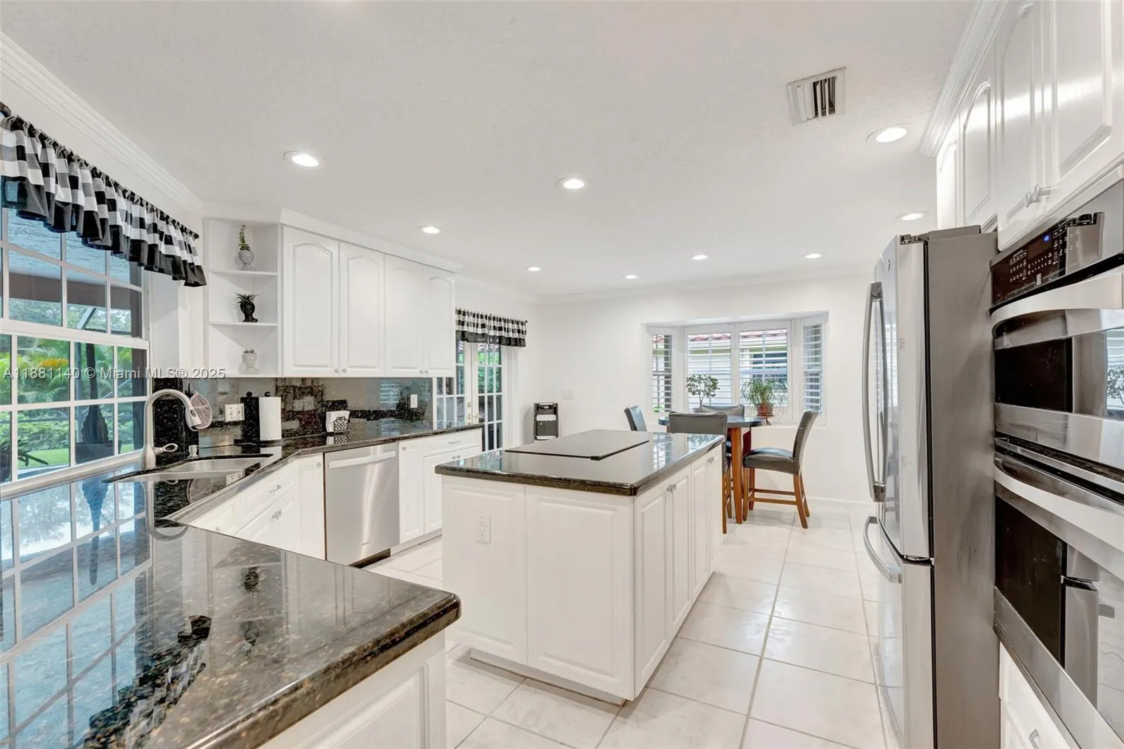 5655 NW 86th Ave