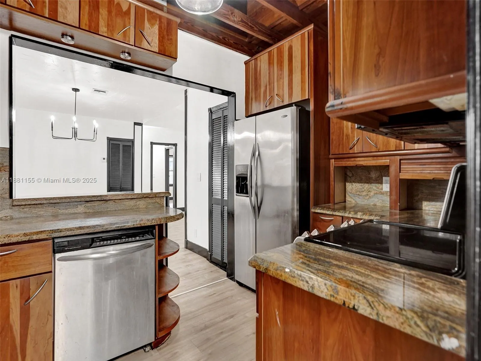 1409 SW 1st Street
