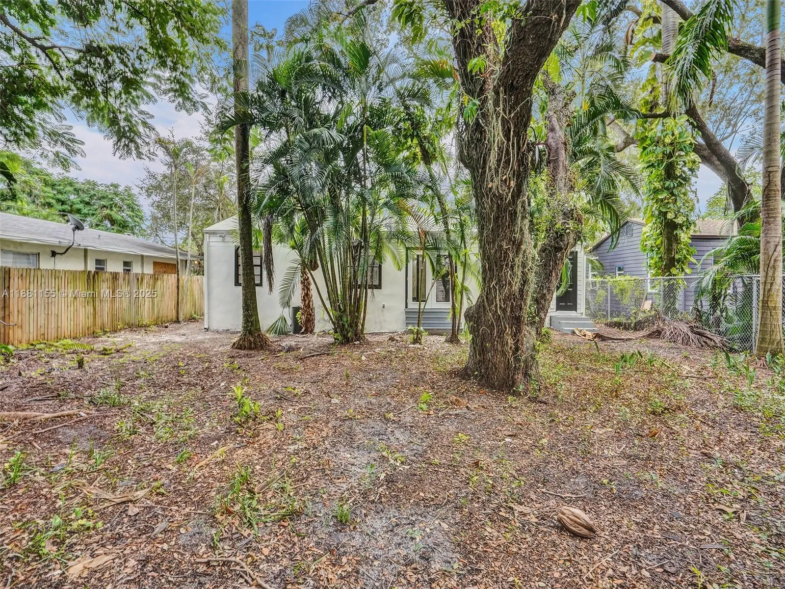 1409 SW 1st Street
