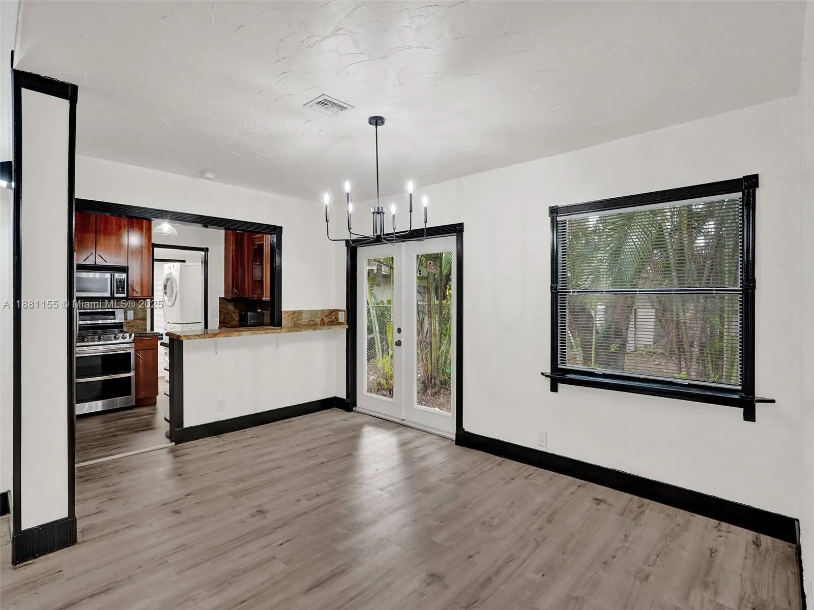 1409 SW 1st Street