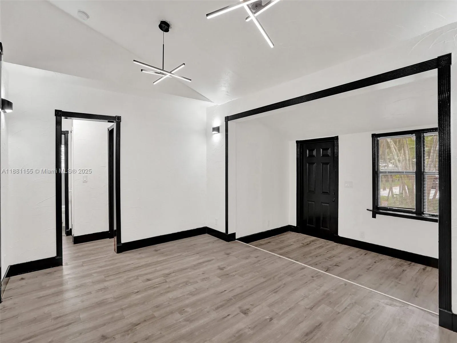 1409 SW 1st Street