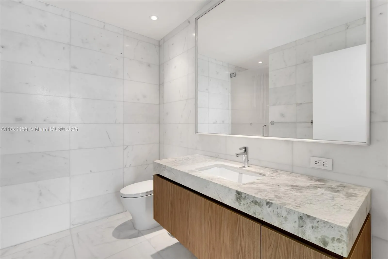 500 Alton Rd, #2504