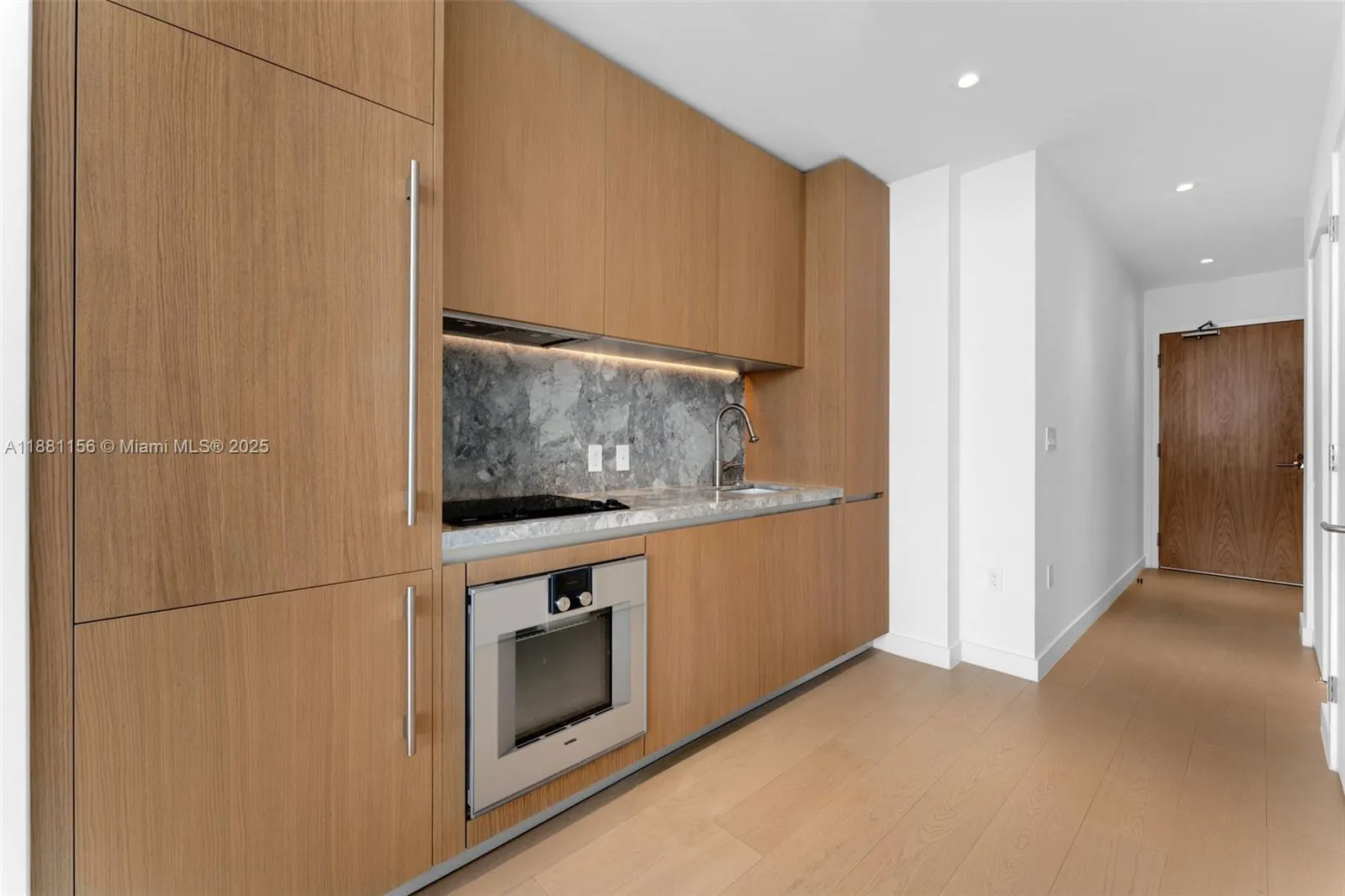 500 Alton Rd, #2504