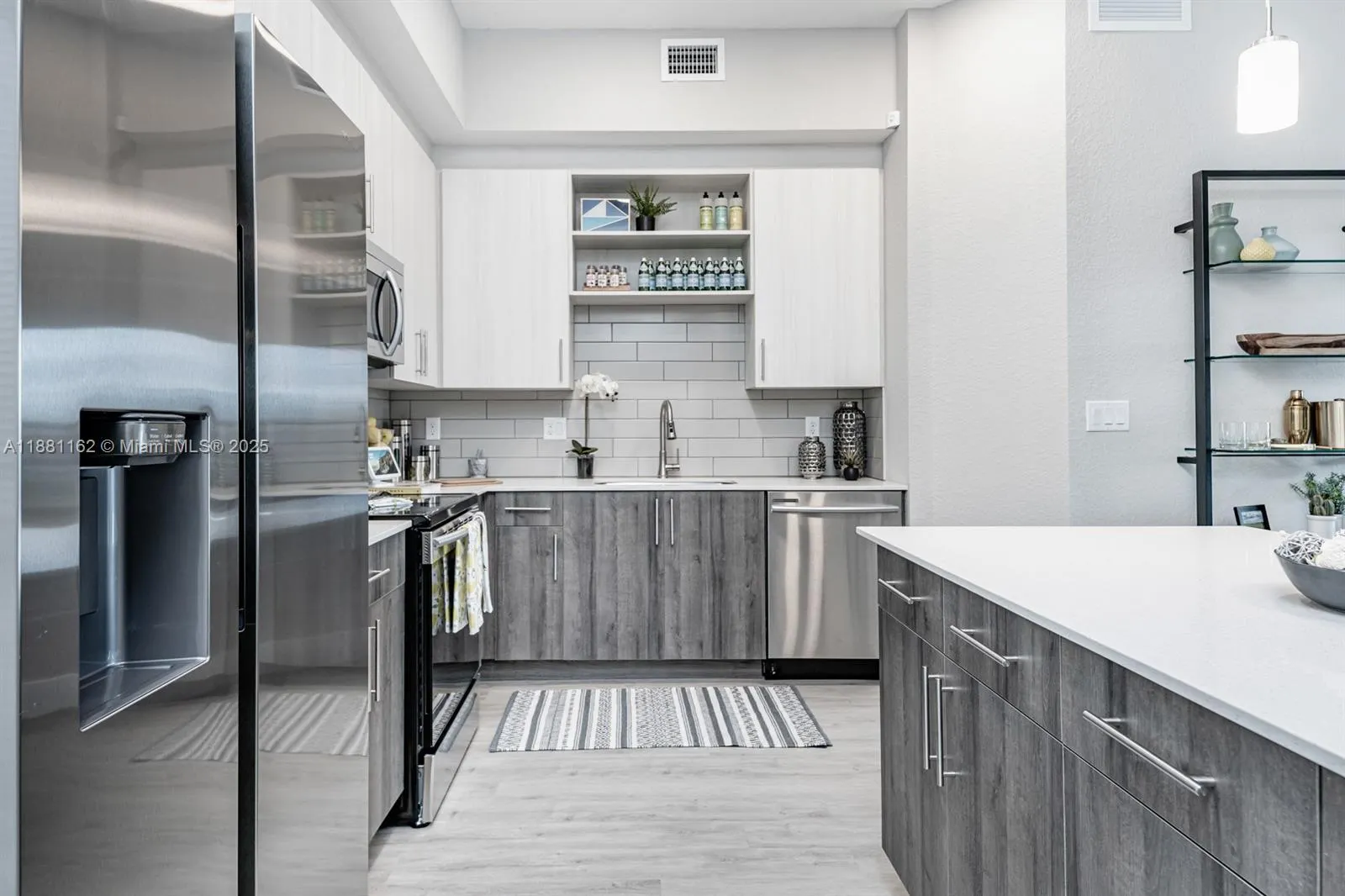 9155 NW 57TH STREET, #201