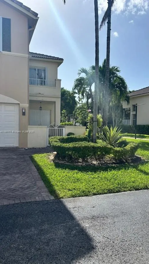 5490 NW 113th Ct