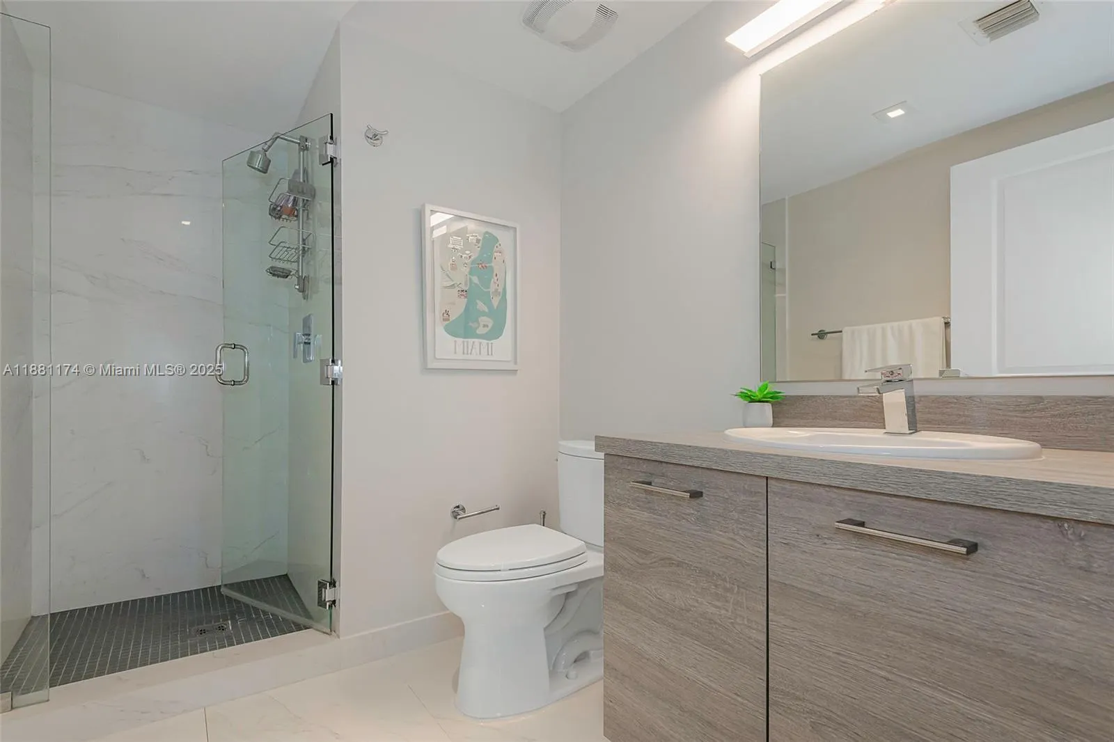400 Sunny Isles Blvd, #1122 CORNER UNIT