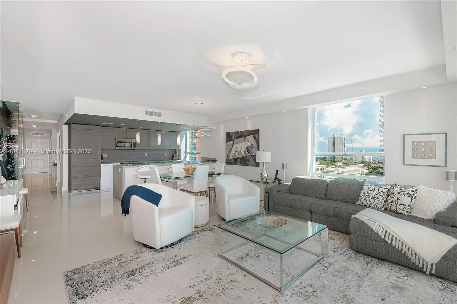 400 Sunny Isles Blvd, #1122 CORNER UNIT
