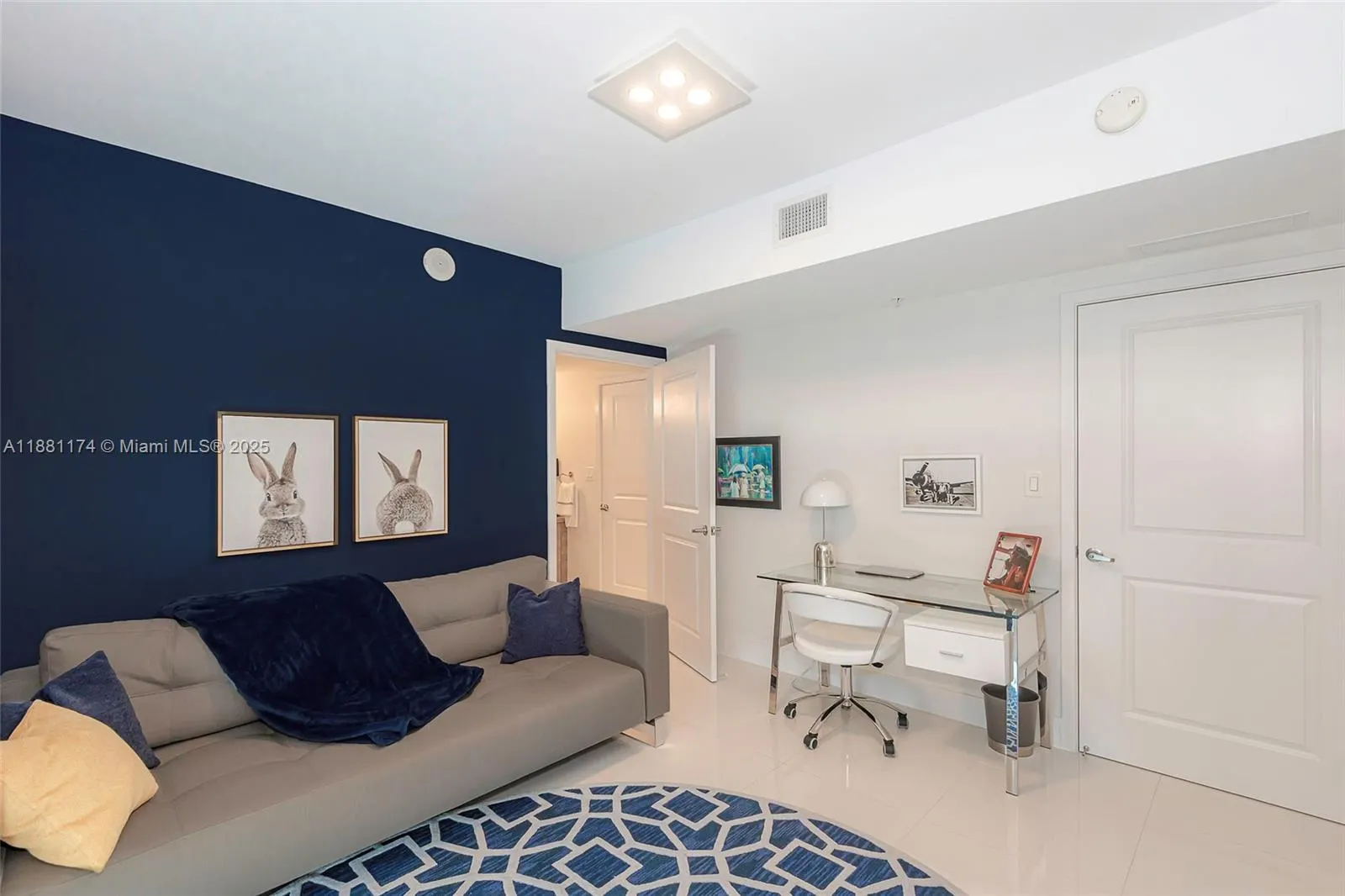 400 Sunny Isles Blvd, #1122 CORNER UNIT