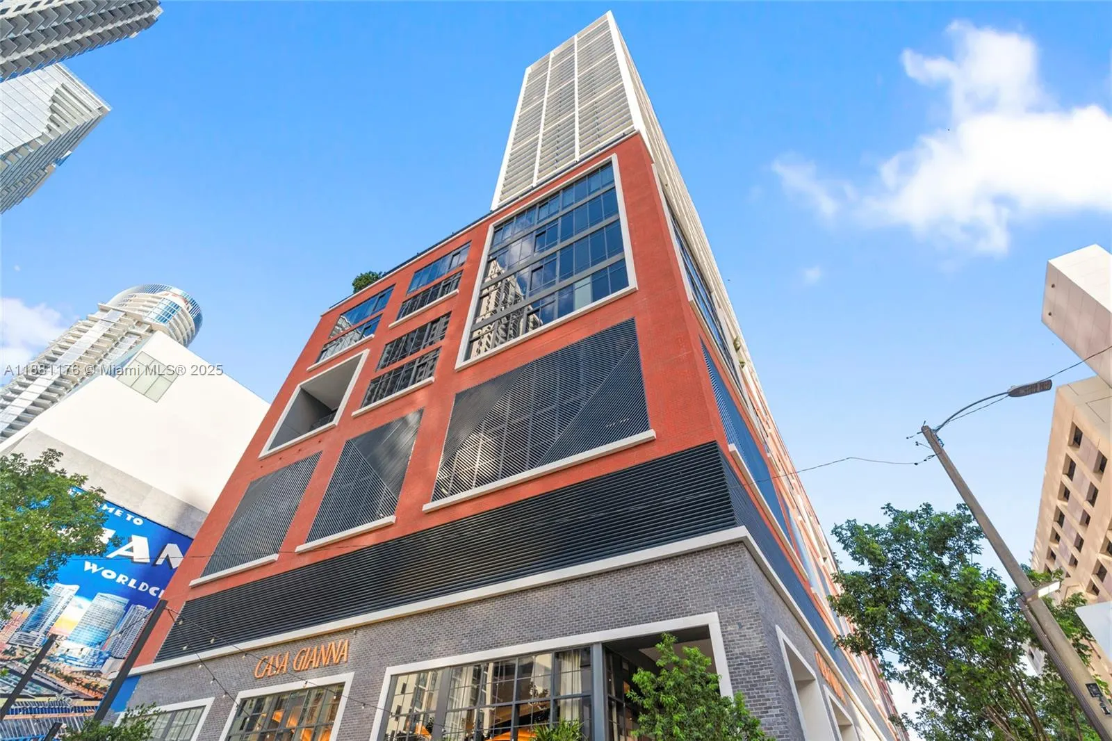 601 NE 1st Ave, #2506
