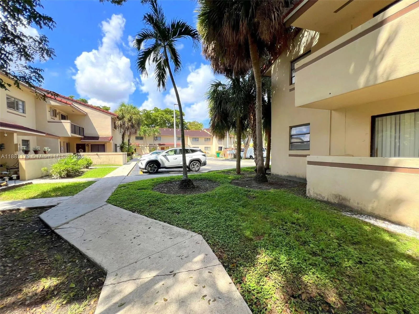 6355 SW 136th Ct, #101J